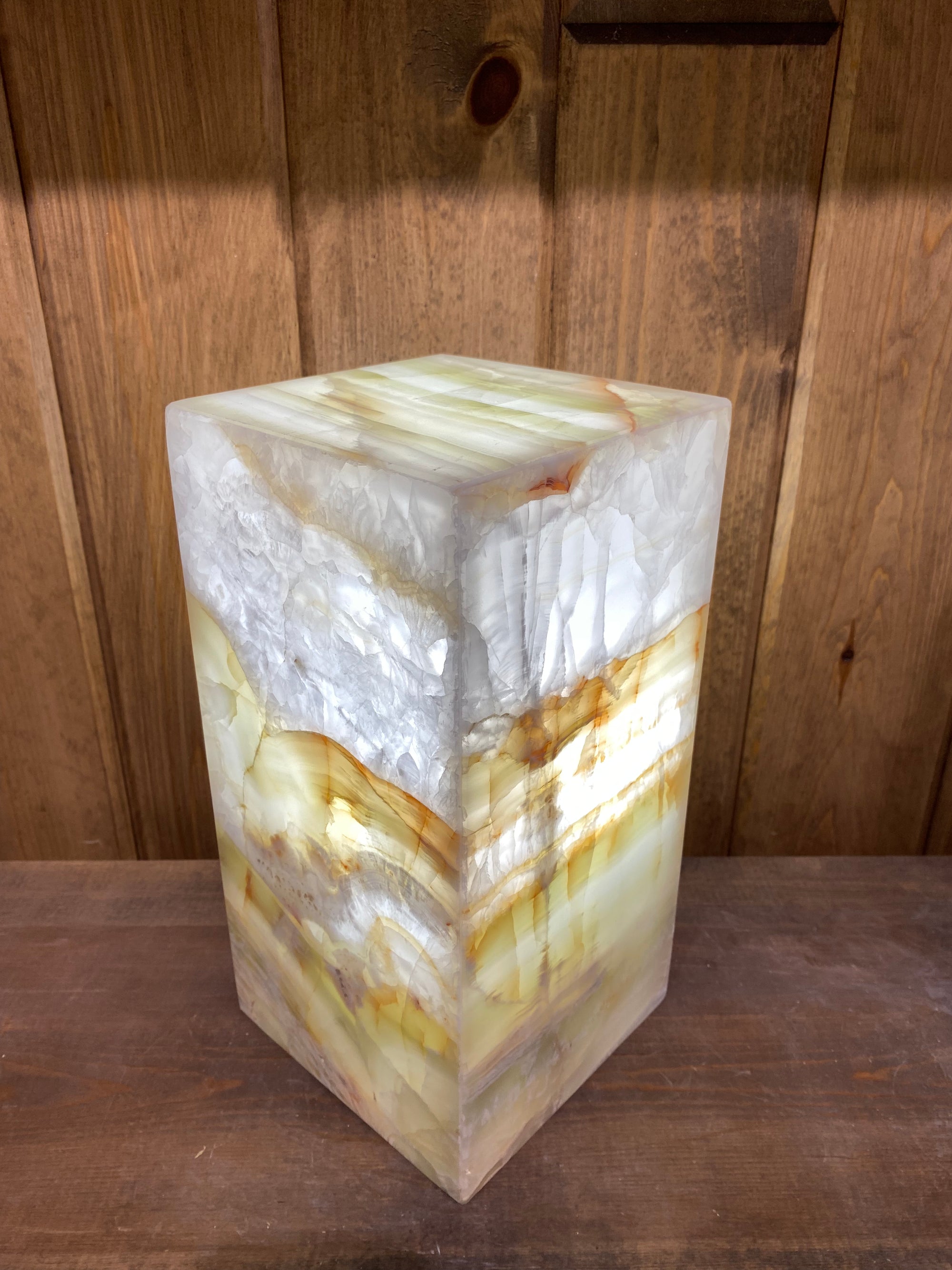 Green Tehuacan Onyx Lamp