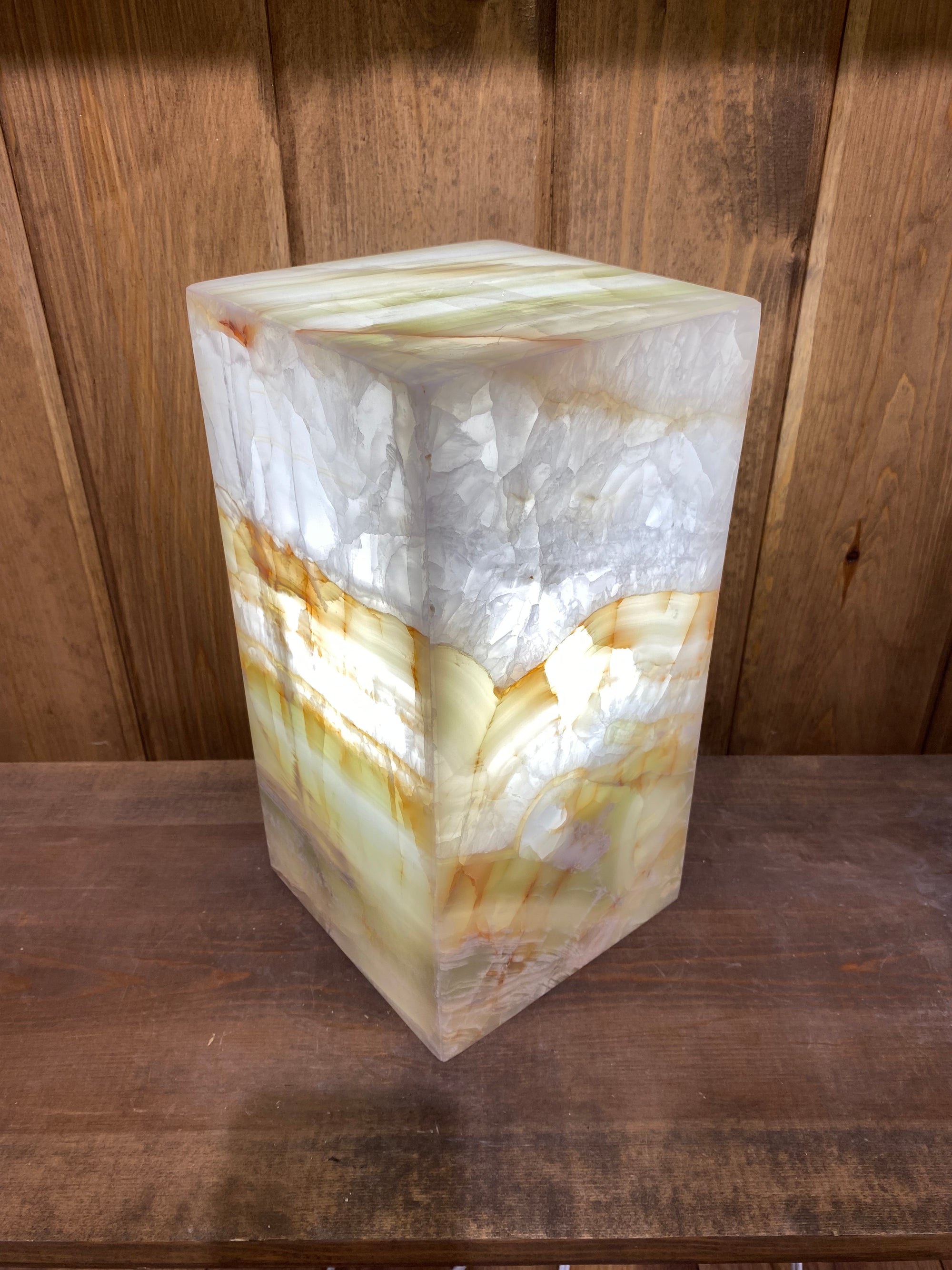 Green Tehuacan Onyx Lamp