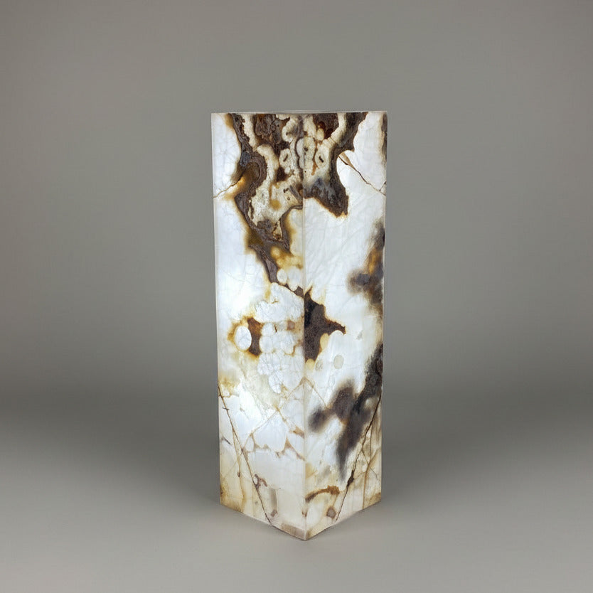 Pearlescent Onyx Floor Lamp