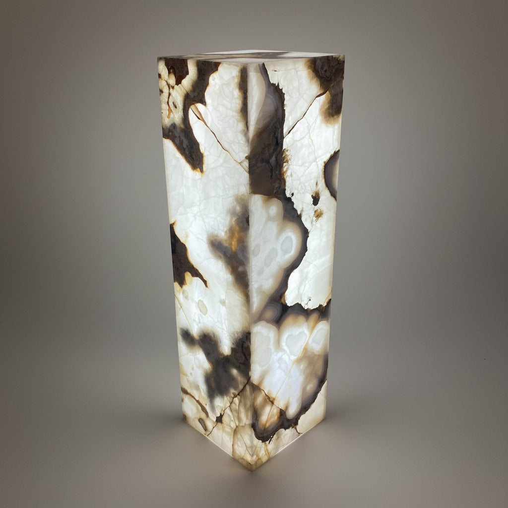 Pearlescent Onyx Floor Lamp