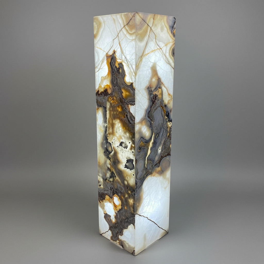 Pearlescent Onyx Floor Lamp