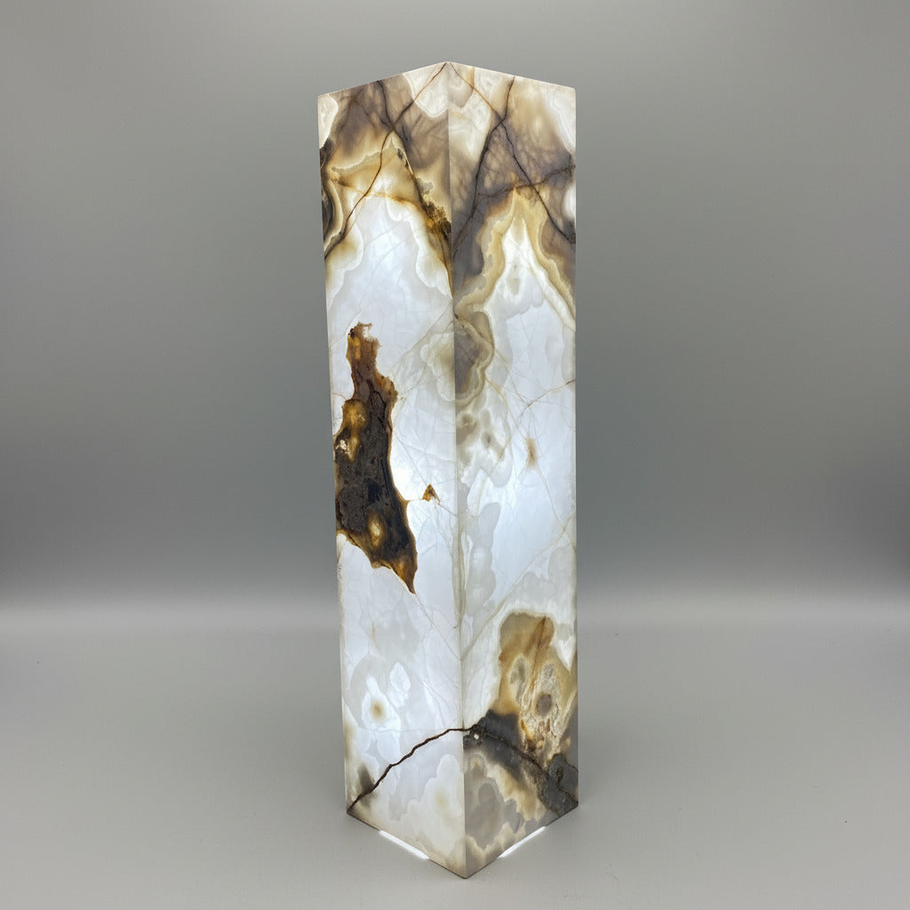 Pearlescent Onyx Floor Lamp
